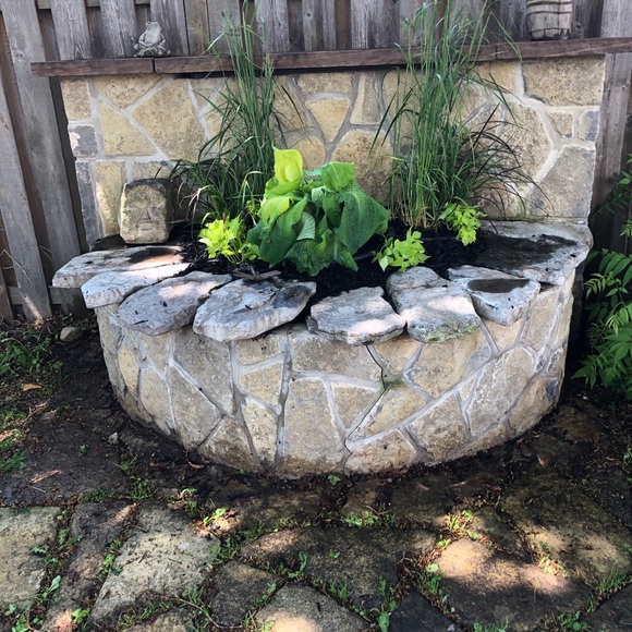 Meet your Posher, Danielle - Picture 1 of 1